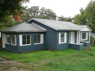 Couple Evades Mortgage by Renovating Vacant Residence